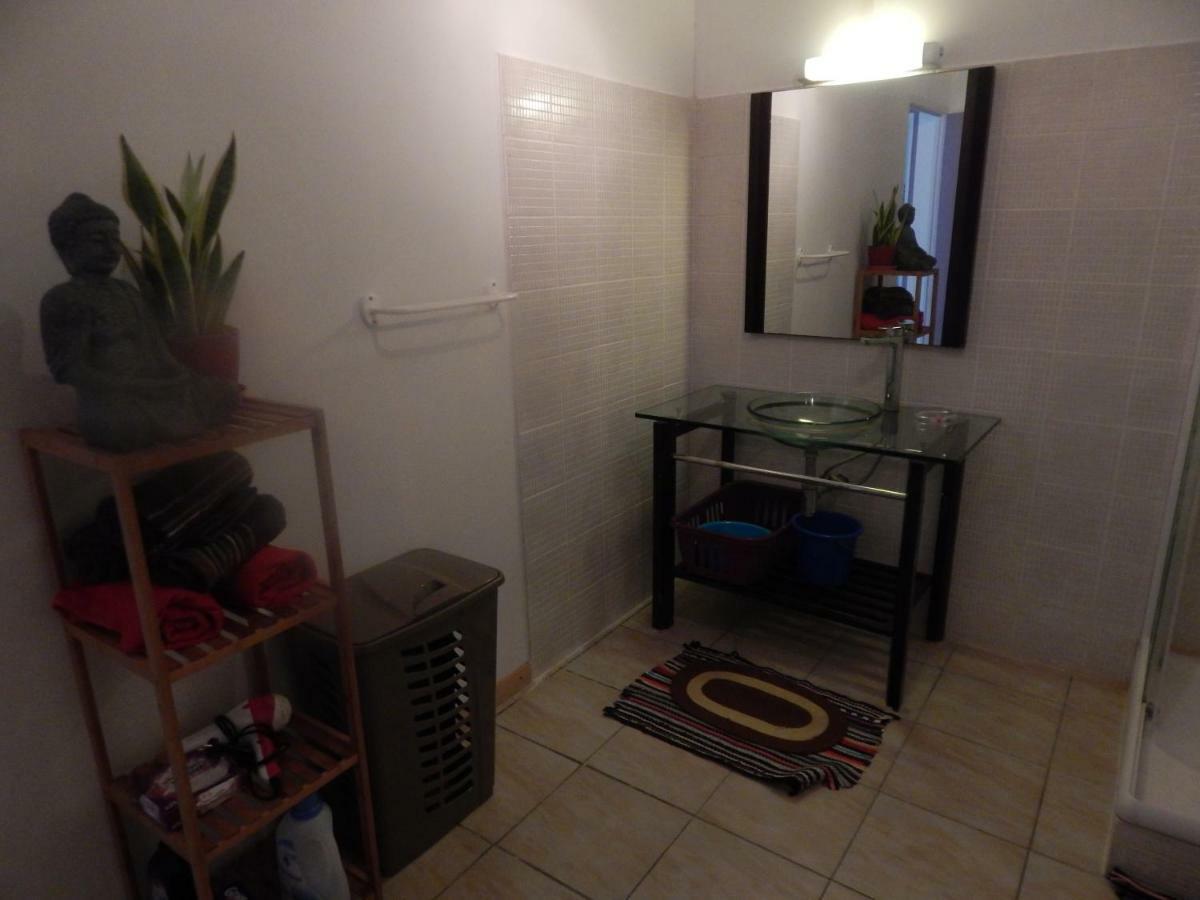 Residence Cannelle เลส์ทรัวส์-ซีเลต์ ภายนอก รูปภาพ